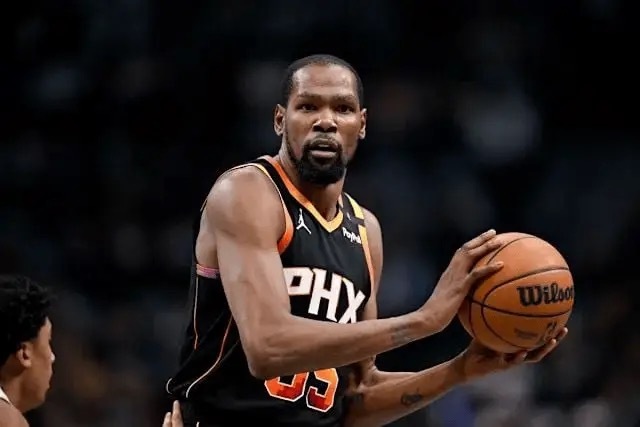 杜兰特喷网友:你们键盘总经理自以为懂球,实际只会无脑喷 杜兰特喷网友:你们键盘总经理自以为懂球,实际只会无脑喷